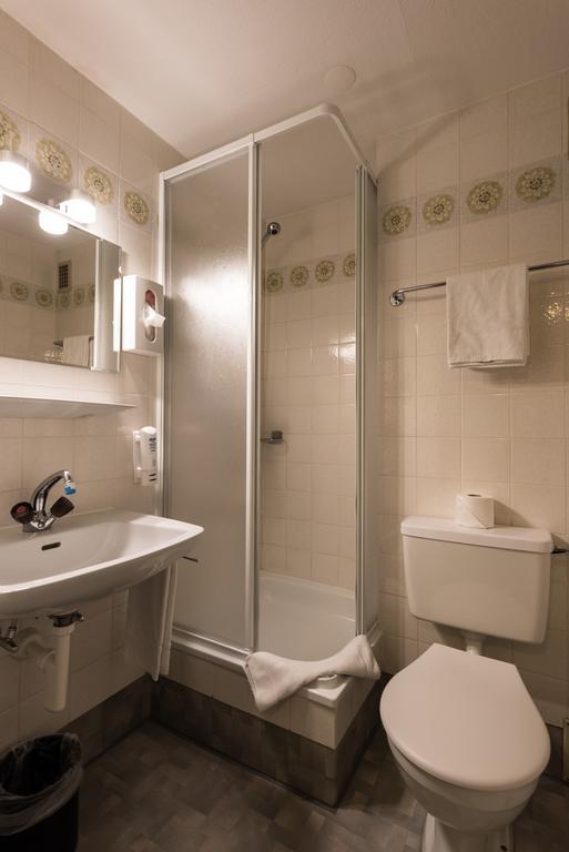 Hostel Walser Зас-Фе Экстерьер фото